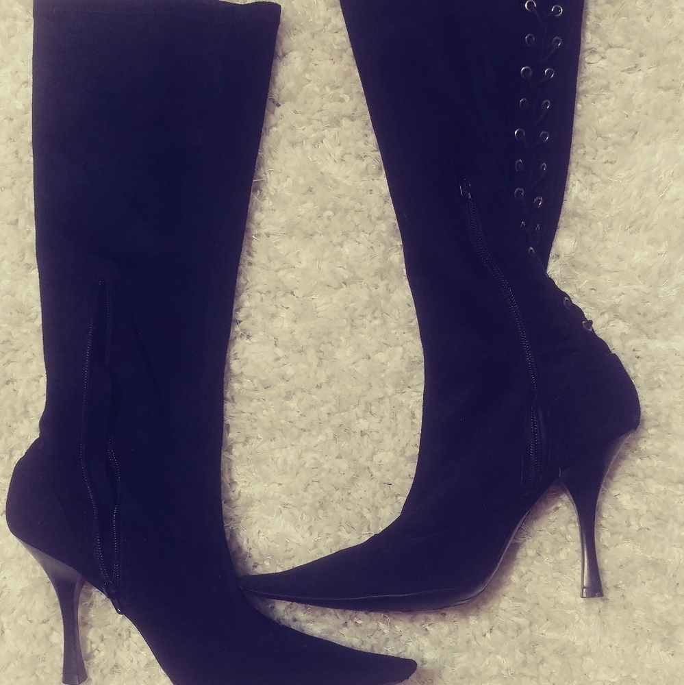 BCBG BOOTS
