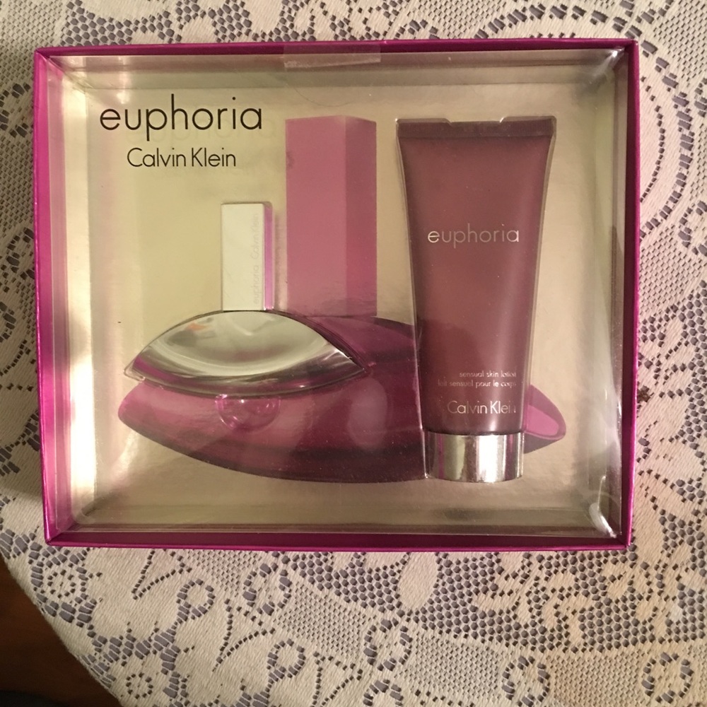 Euphoria lotion Calvin Klein and perfume