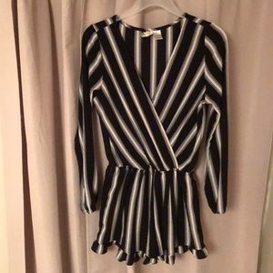 Long-sleeved romper