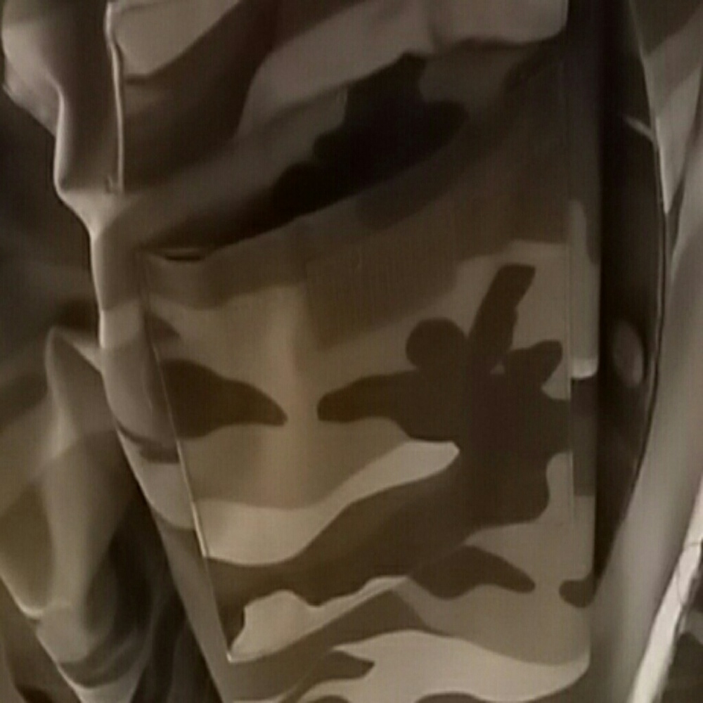 Field Jacket - Picture 4 of 6