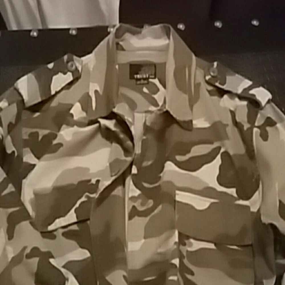 Field Jacket - Picture 5 of 6