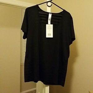NWT Women's active life moisture wicking t shirt