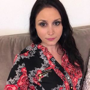 Meet your Posher, Jenny