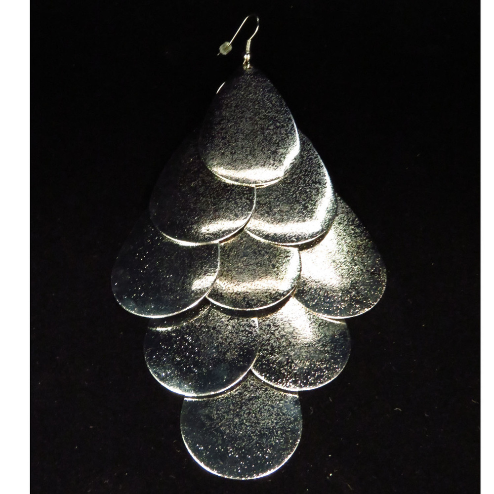 bebe silver multi drop large earrings NWOT bbe23nc - Picture 5 of 5