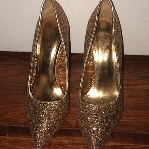 Glittery gold heels