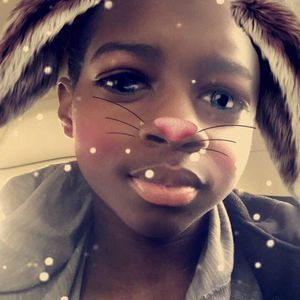 Meet your Posher, Dominique