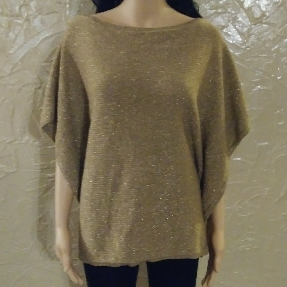 Loose knit blouse