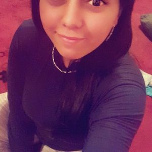 Meet your Posher, Mia