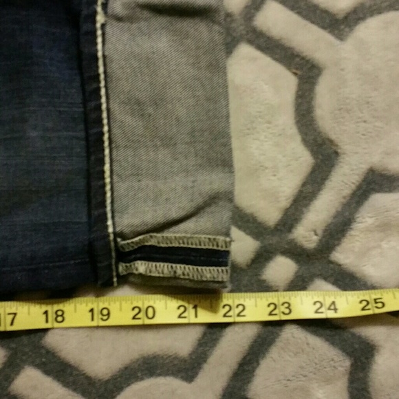True Religion Capris - Picture 6 of 8