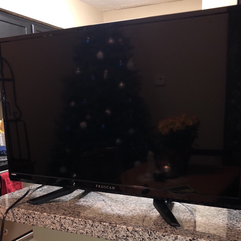 Proscan 32” LED TV