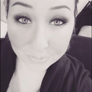 Meet your Posher, Ciara