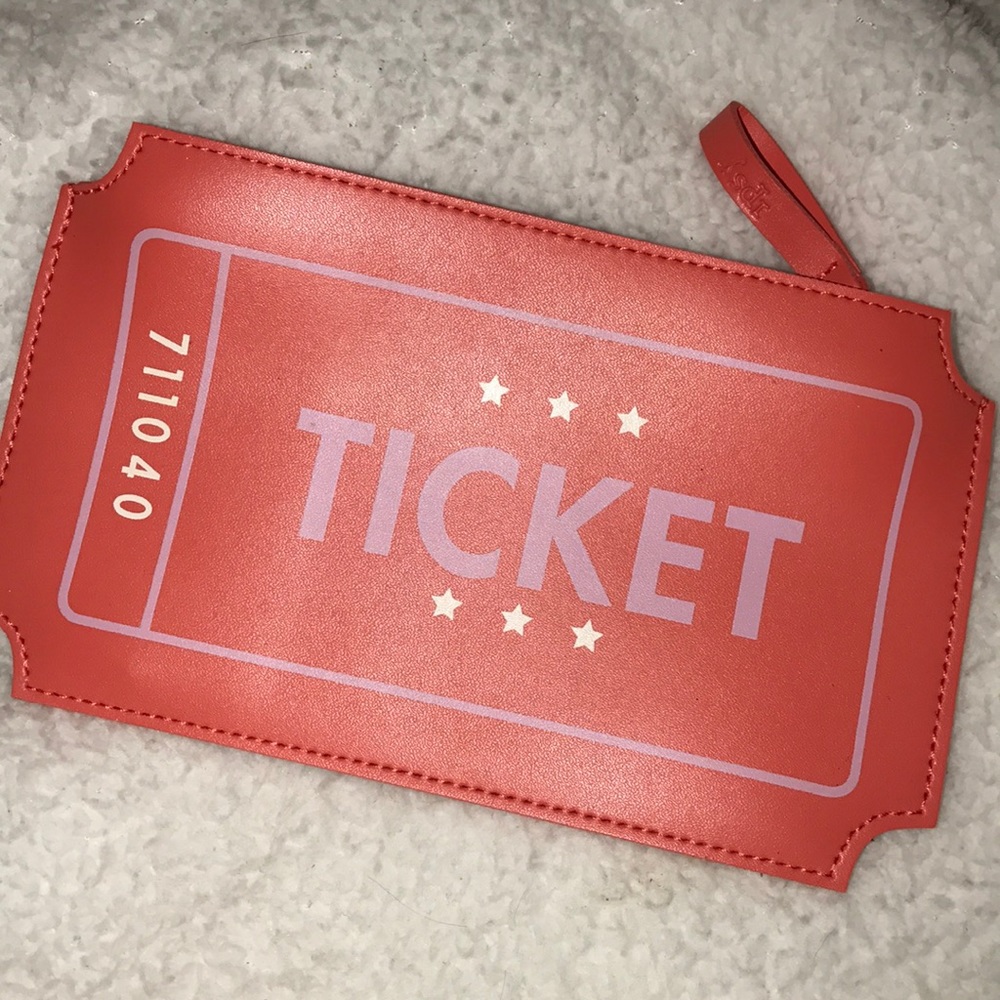 Ipsy bag