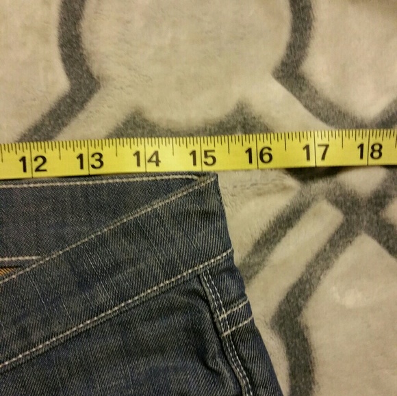 Rock & Republic Capris - Picture 5 of 8