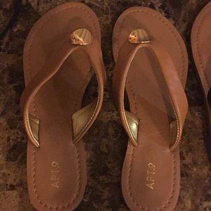 Brand new flip flops apt 9 from target