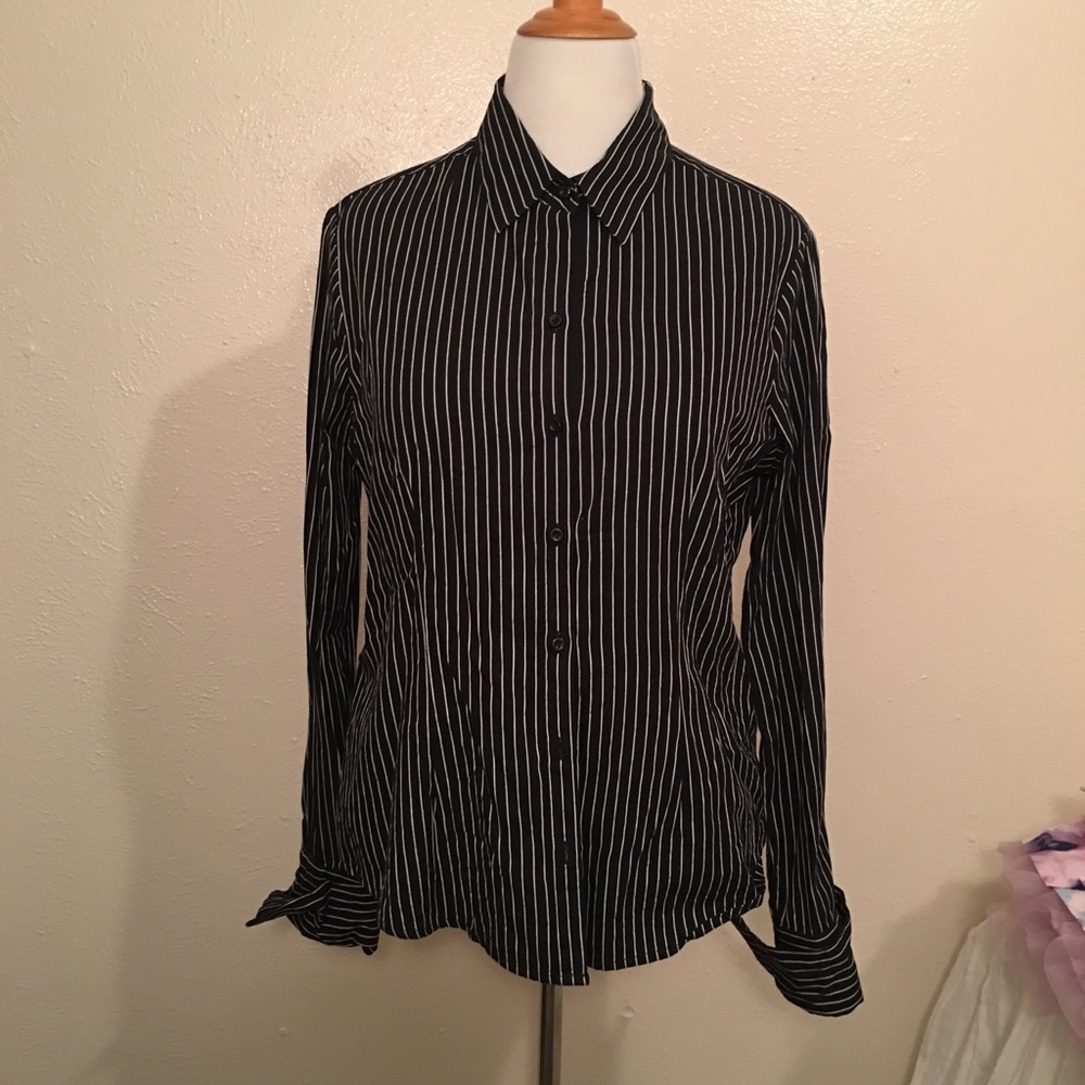 Merona XXL button down Blouse.  Striped
