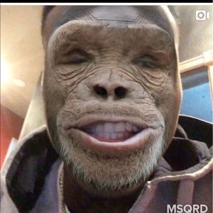 Meet your Posher, Derrick