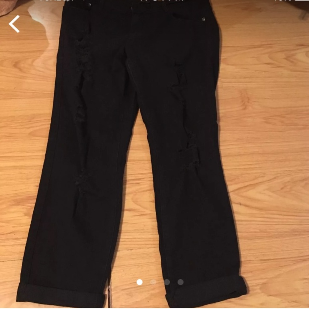 Silver crush distressed black Crops 11/12