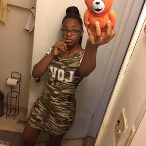 Meet your Posher, Capria