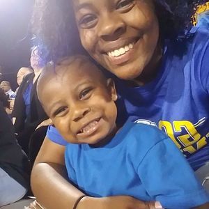 Meet your Posher, Nesia