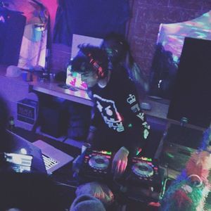 Meet your Posher, Colin