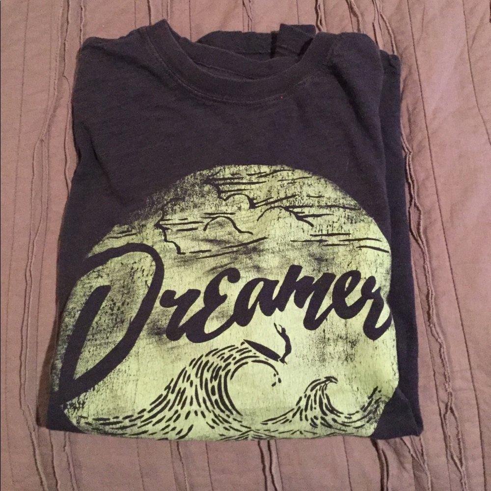 Grey “Dreamer” Graphic Tee