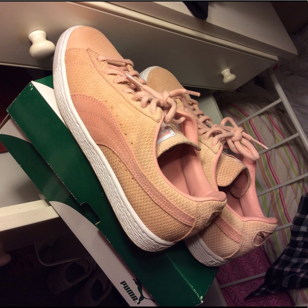 Puma suede classic in coral pink