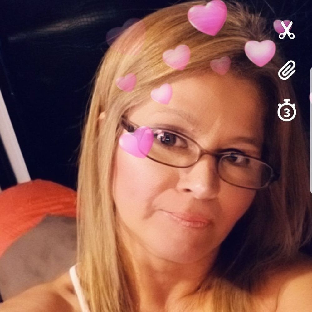 Meet your Posher, Debbie