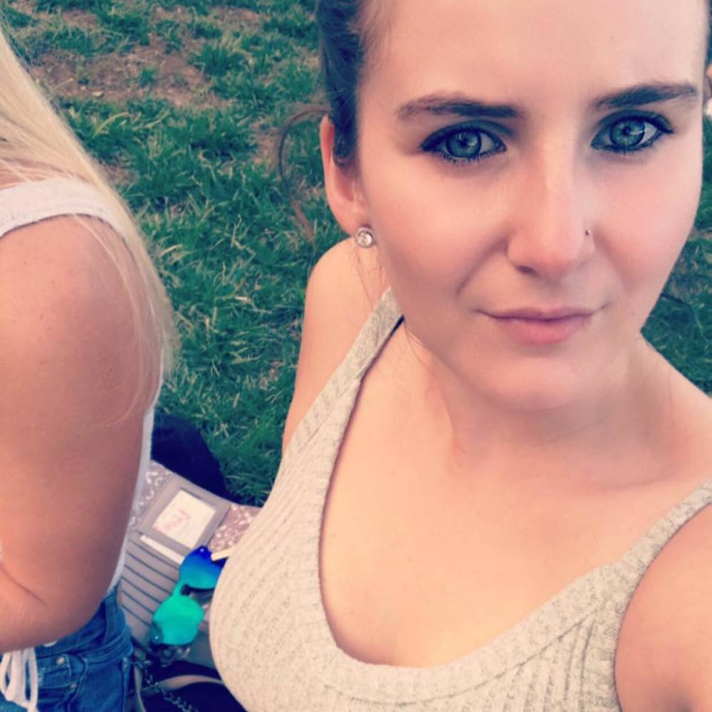 Meet your Posher, Maddie