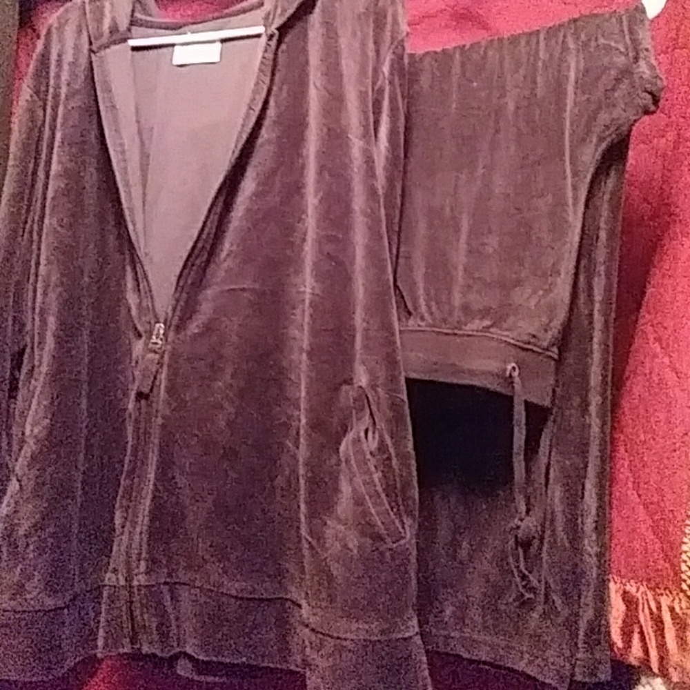 Womens brown velour 2 pc suit 2xl