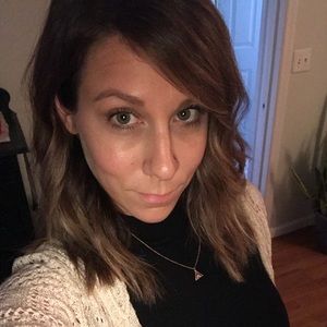 Meet your Posher, Deanna