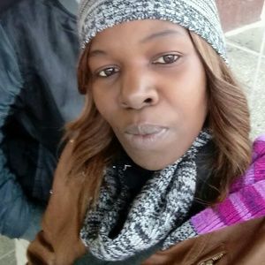 Meet your Posher, Angeline