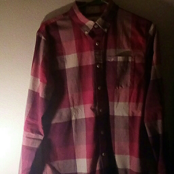 Hollister button up - Picture 1 of 1