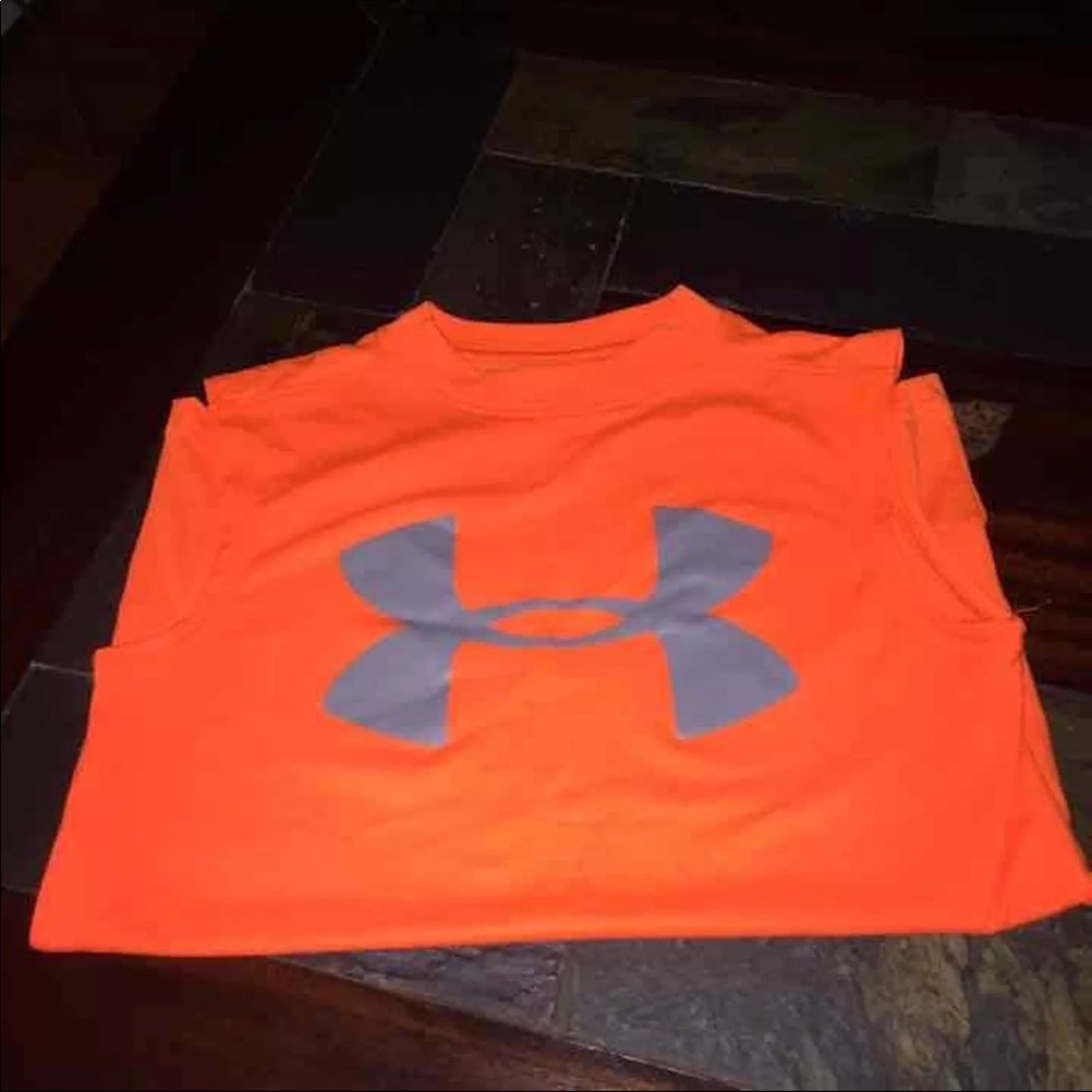 UA muscle shirt