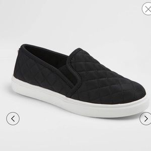 Mossimo Women’s Reese Nylon Slip On Sneakers