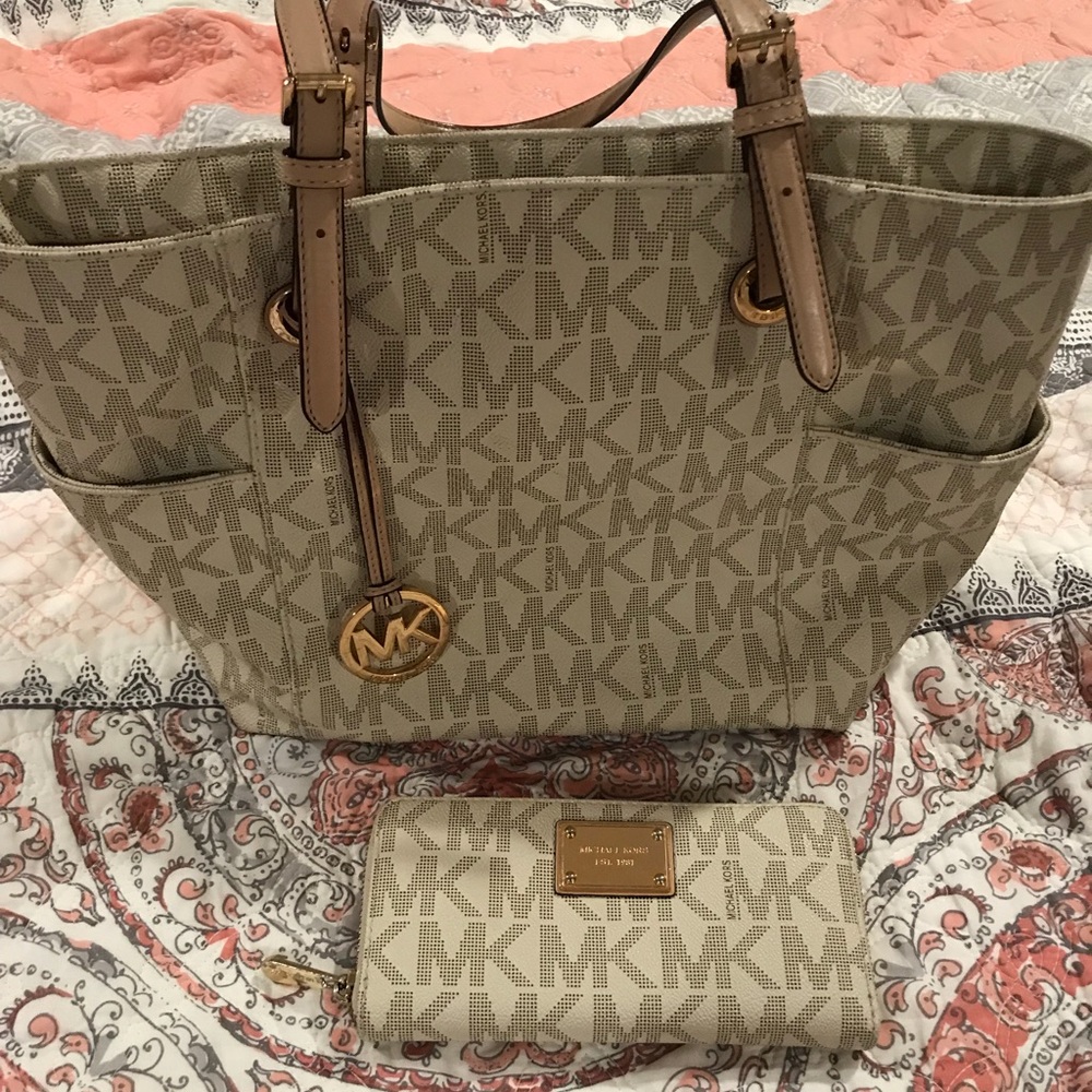 Michael Kors purse and wallet