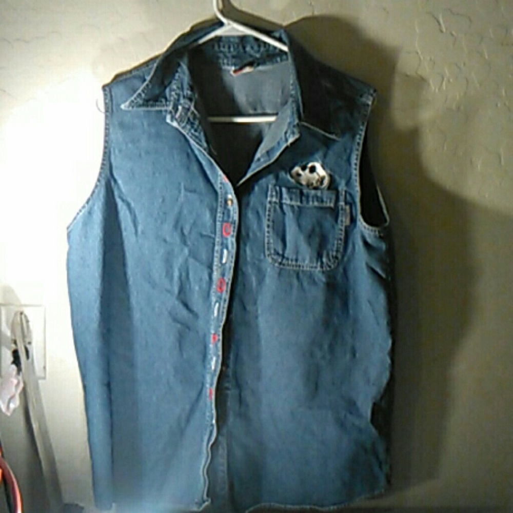 Authentic Denim Peanuts Short Sleeve Top Womens