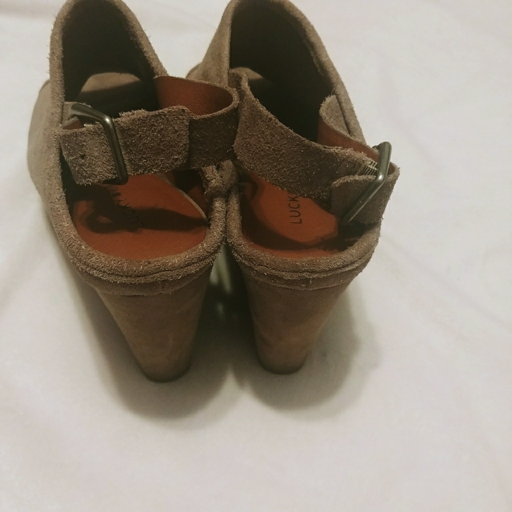 💟Sold💟Lucky Brand  Size 8M Open Toe Suede Wedge - Picture 3 of 5