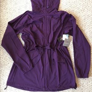 VERY RARE! NWT! Athleta Lycra stretch jacket large