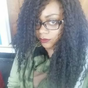 Meet your Posher, Keisha