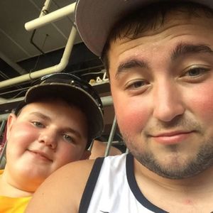 Meet your Posher, Aaron