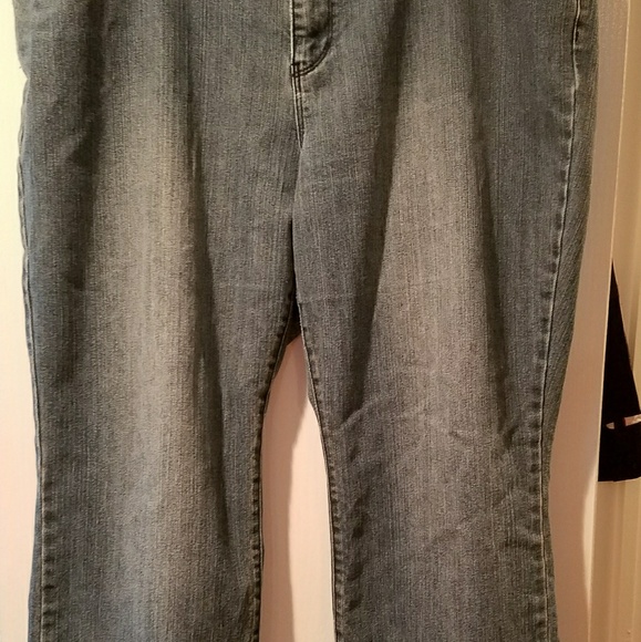 Michael Kors jeans, size 18W - Picture 3 of 3
