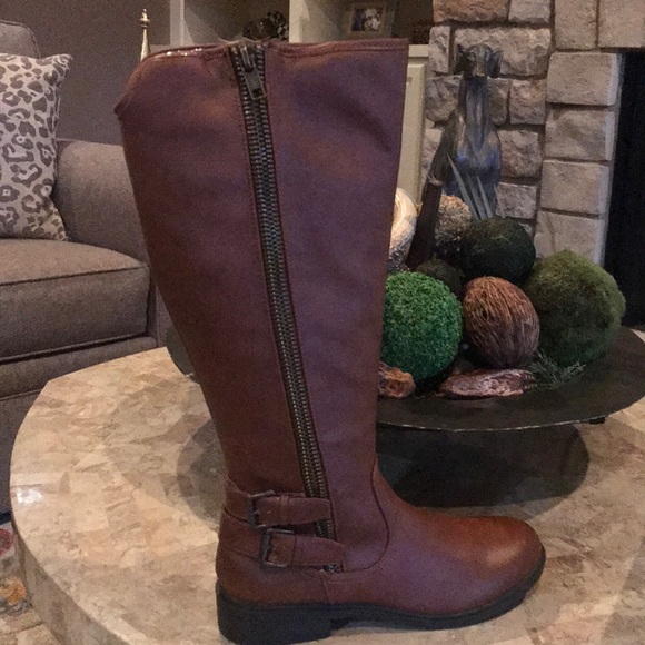 Women’s Boots NEW Brown/Cognac Size 8 - Picture 1 of 4