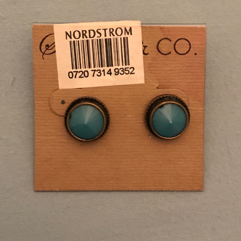 Never worn earrings!