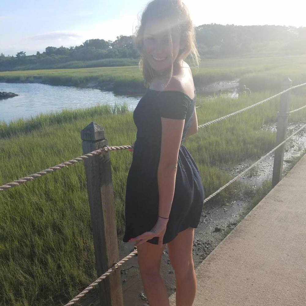 Meet your Posher, Justine