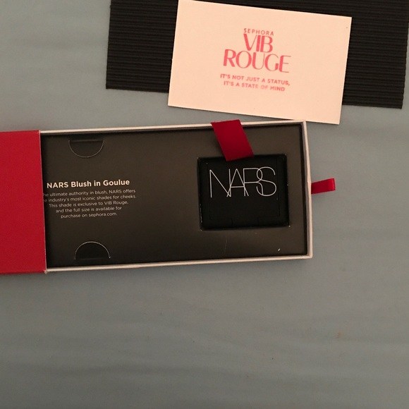 BNIB VIB ROUGE blush! - Picture 4 of 6