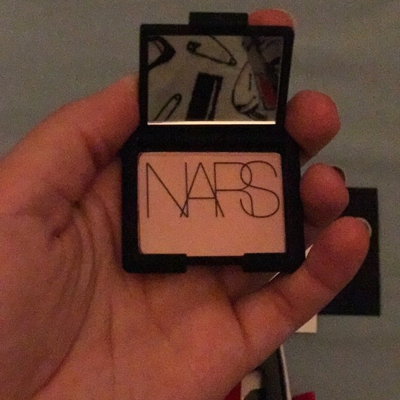 BNIB VIB ROUGE blush! - Picture 5 of 6