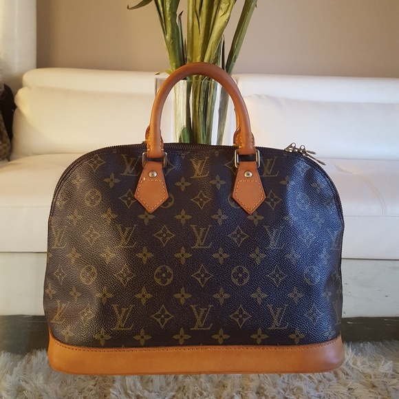 Louis Vuitton Handbags - Authentic Louis Vuitton Alma Handbag
