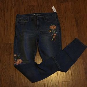 Old Navy Rockstar Embroidered Jeans