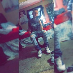 Meet your Posher, Ethan