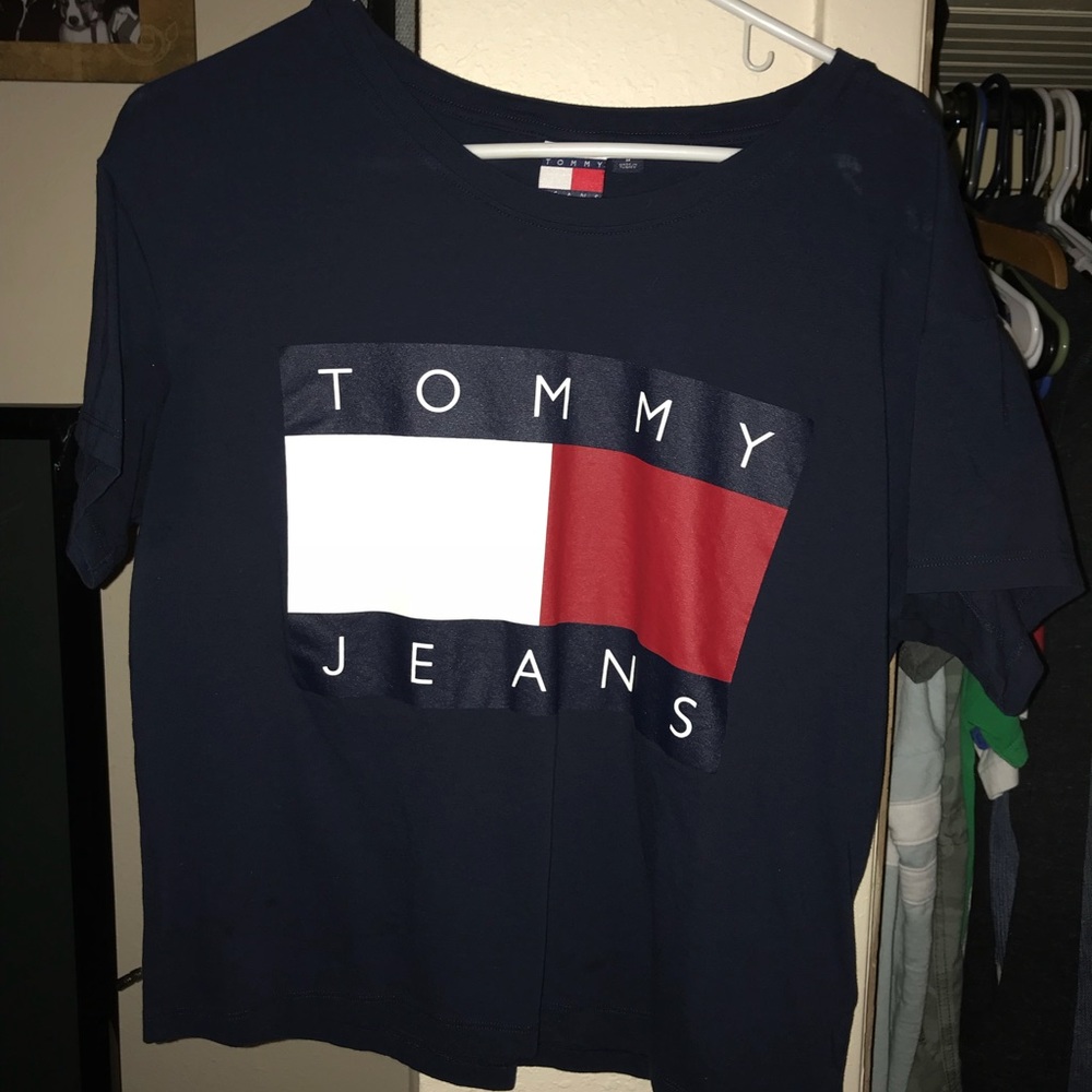 Tommy Crop top
